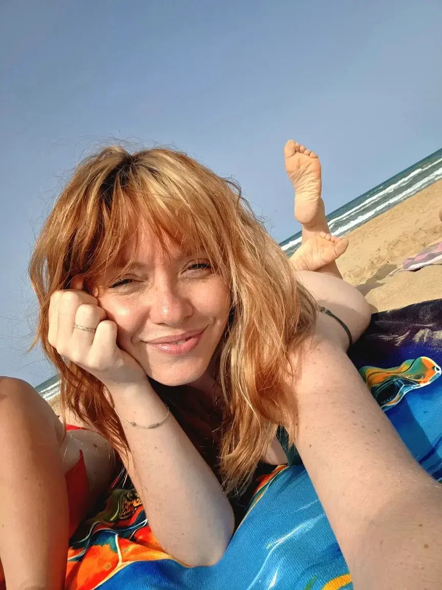 Leak & nude MYM — gindy : « Pas besoin de payer pour l'abonnement, mais prépare-toi à avoir les mains chaudes. Rejoins-moi en privé pour le vrai contenu sans censure 🔞 » (MYM)
