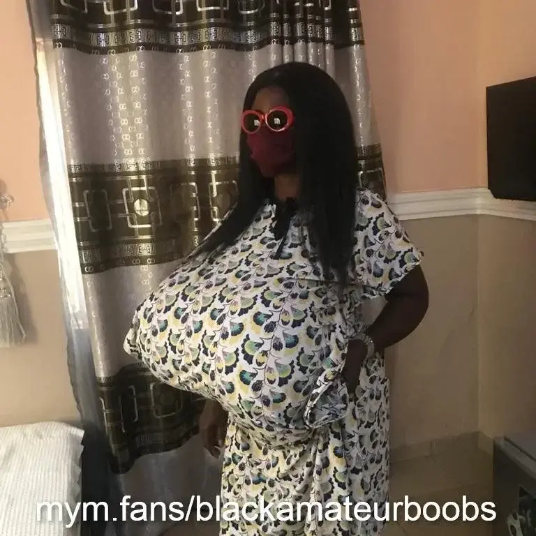 Photo de couverture de Blackamateurboobs