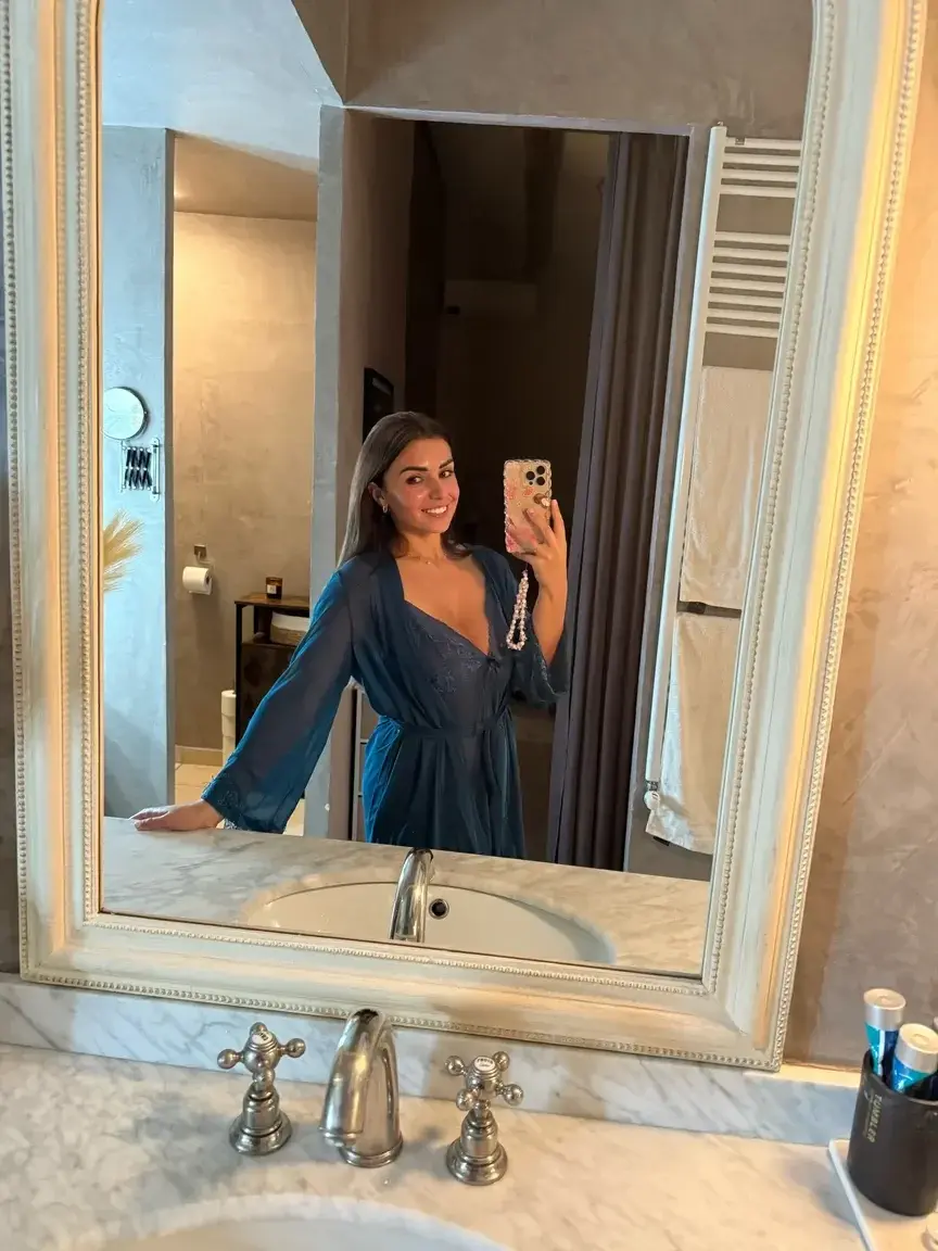 Leak & nude MYM — Melodymoodsecret : « Bonjour ! 🥰 » (MYM)