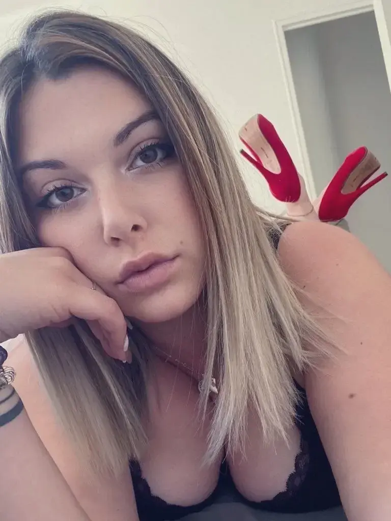 Luna_bilancia — média 11 | French Modèles