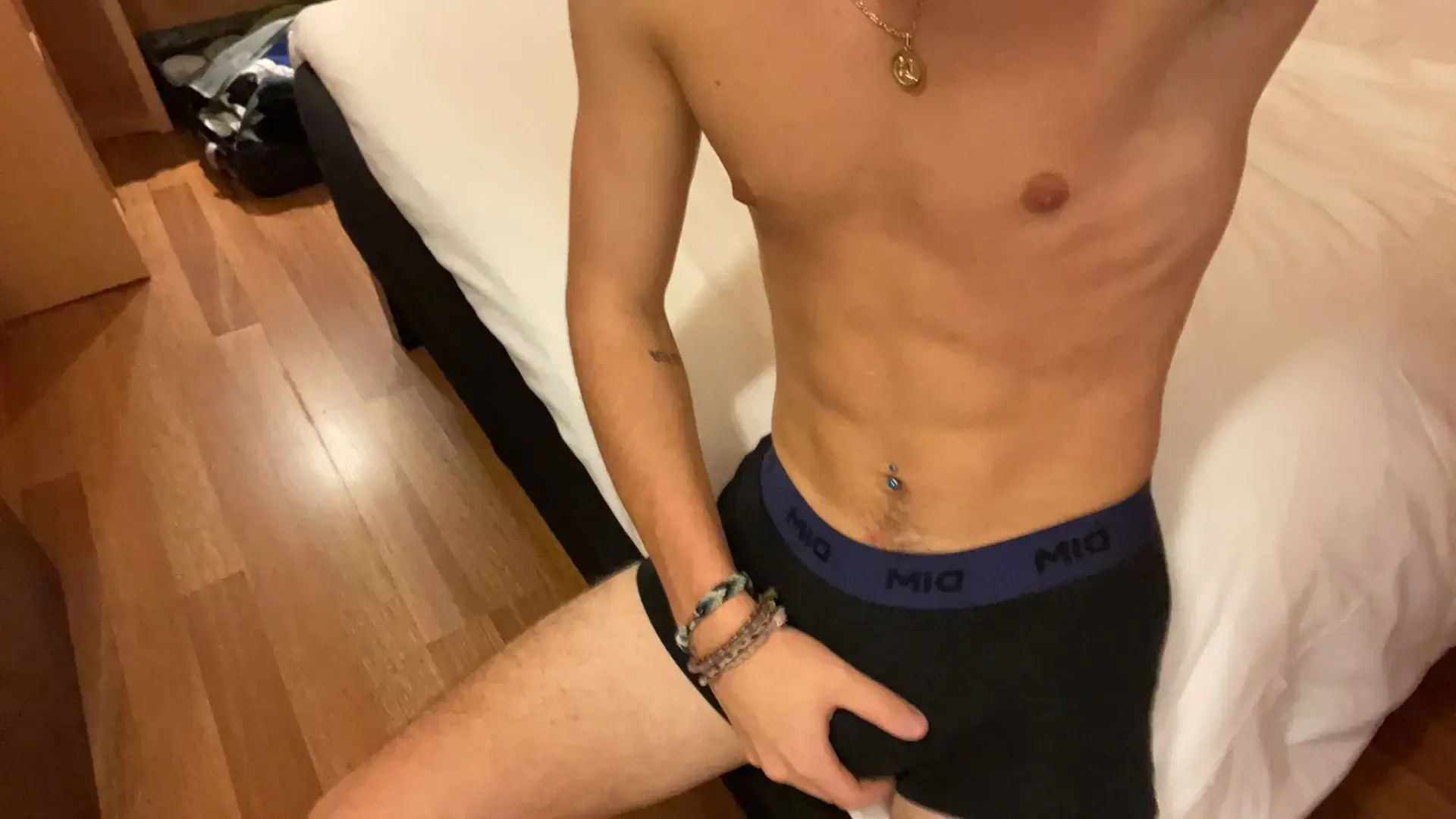 Leak & nude 3 — Donovan02