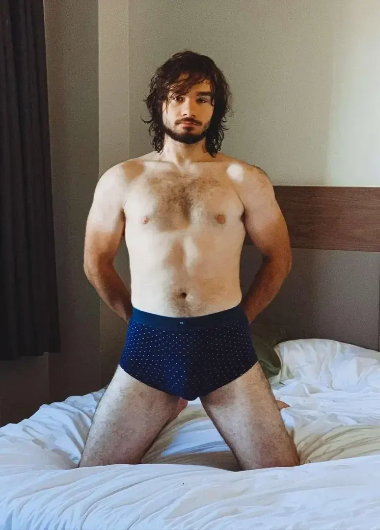 Leak & nude 2 — Uvaro