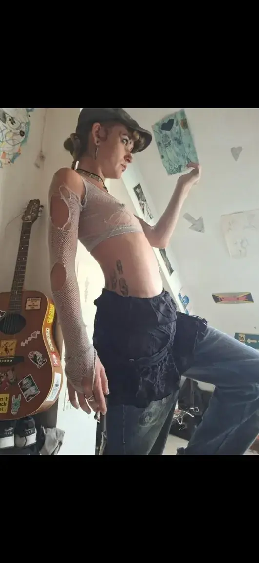 Leak & nude 2 — Petaoushnek