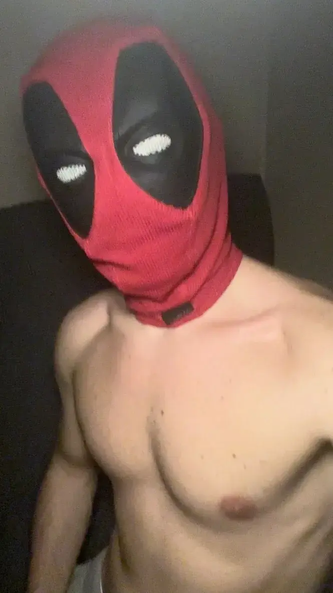On va bien défoncer cette chienne avec mon frérot 🔥