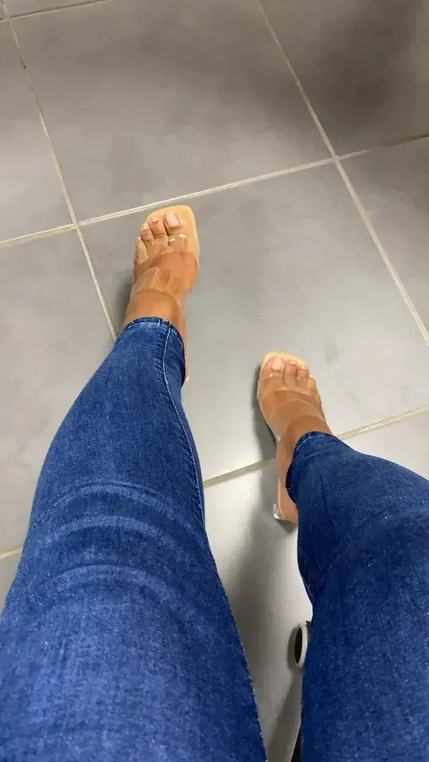 Leak & nude 2 — Feet972