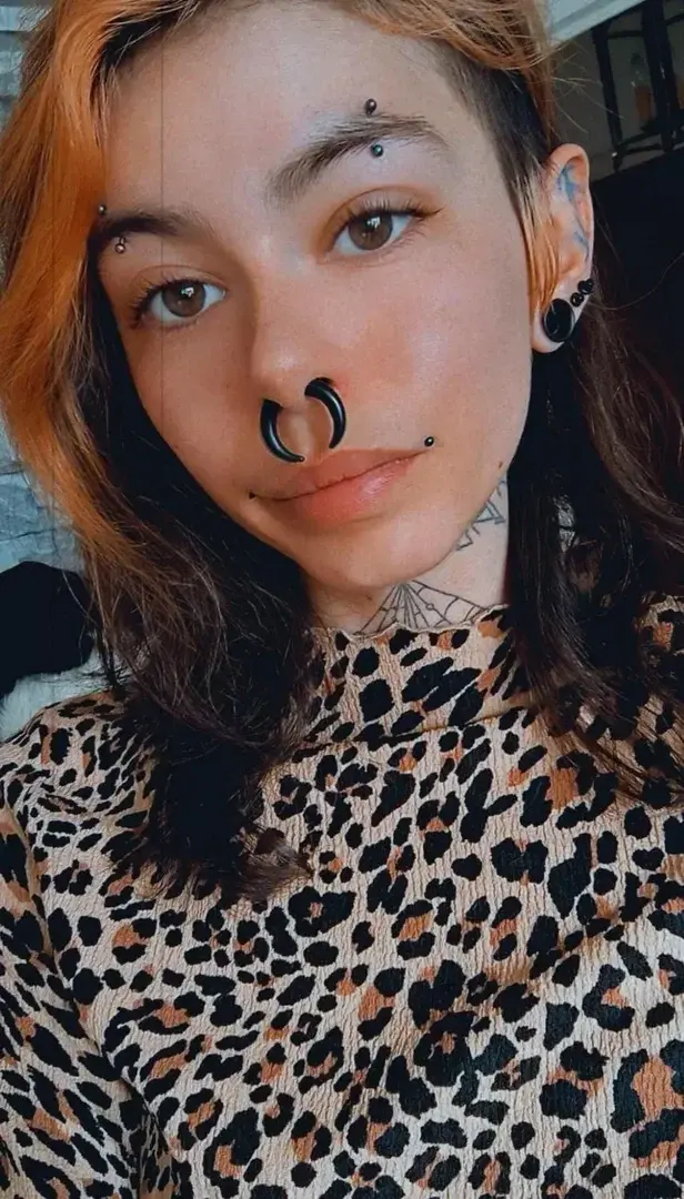 Plantecarnivore - Photo exclusive MYM 2 | French Modèles