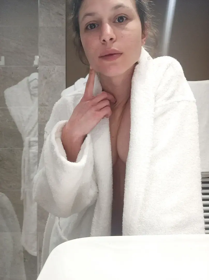 Dépêche toi de me rejoindre pour recevoir ton cadeau ✨🤭