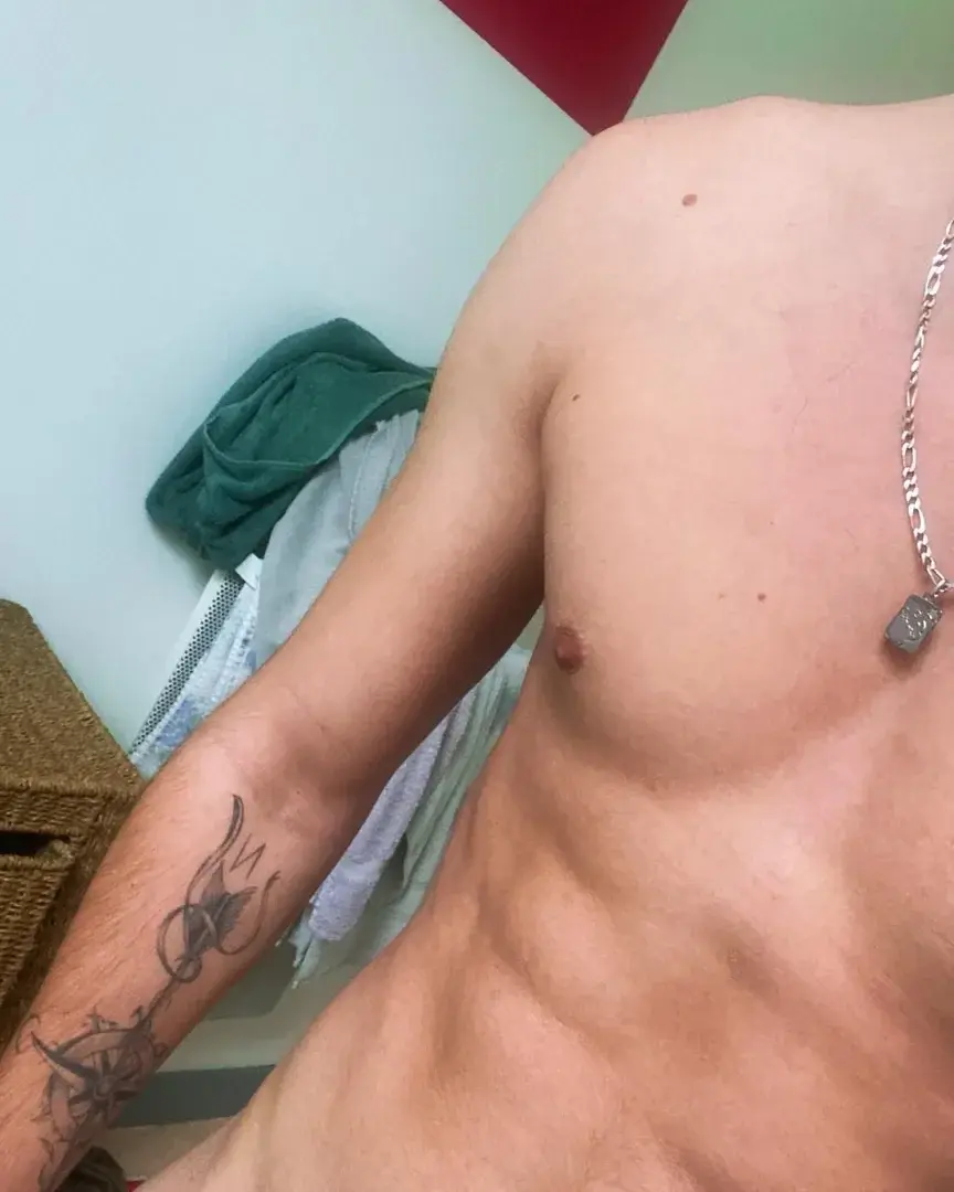 Leak & nude 3 — Bodyart-caillou