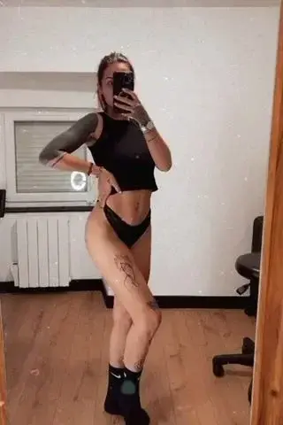 Leak & nude 3 — Mo-addams