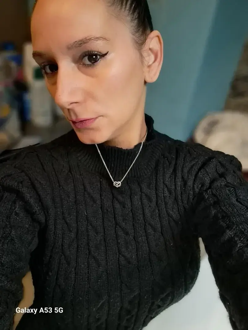 A_ngella - Photo exclusive MYM 5 | French Modèles