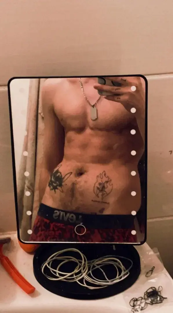 Loki_rat_man - Photo exclusive MYM 6 | French Modèles