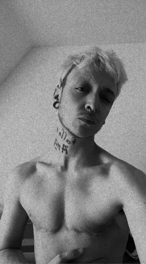 Vas y chéri dans quelques moi je te soulèverais en l’air. 🥴🥵
