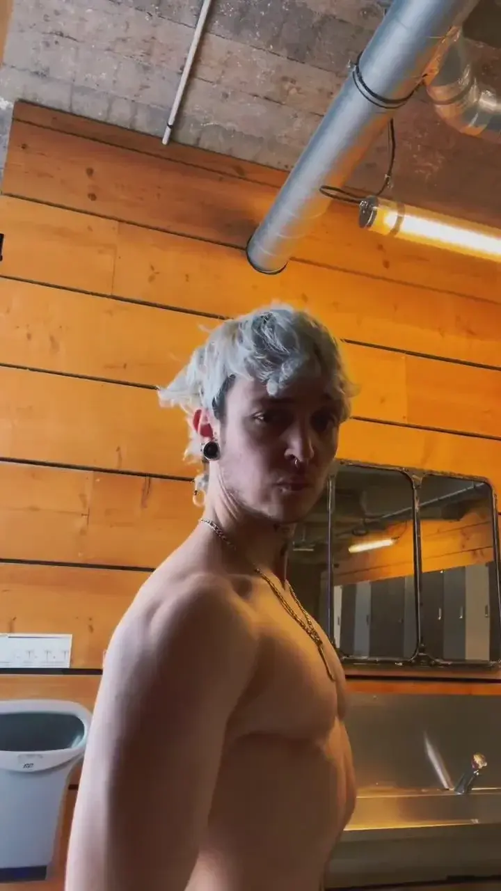 Viens on va suer ensemble 😳🥵