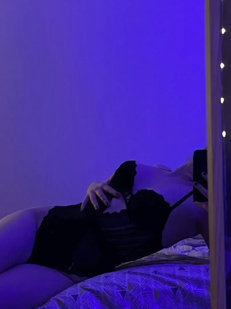 Leak & nude MYM — Chloe002 : « 😈 » (MYM)