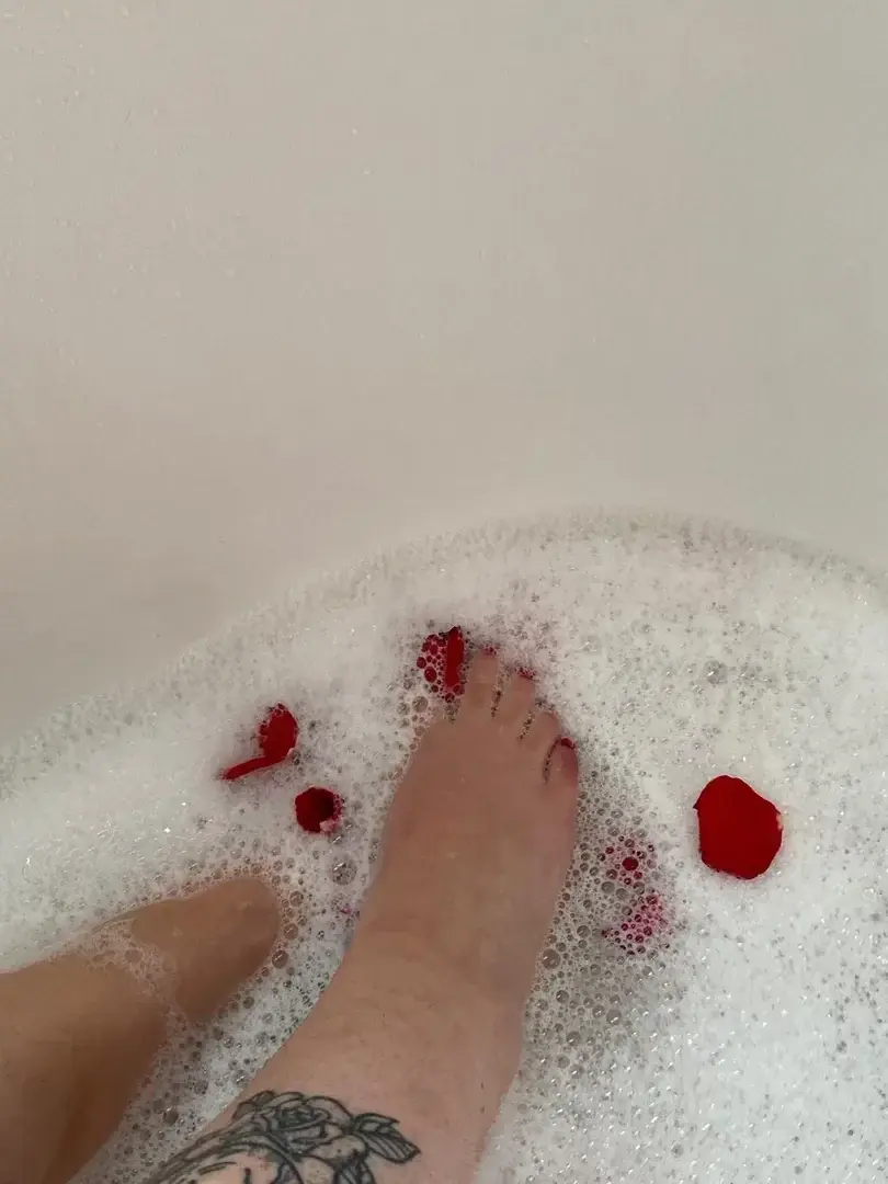 Leak & nude 2 — _prettyfeet44