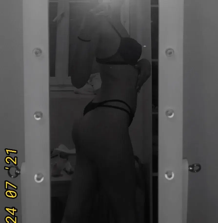 Leak & nude 1 — Missii21