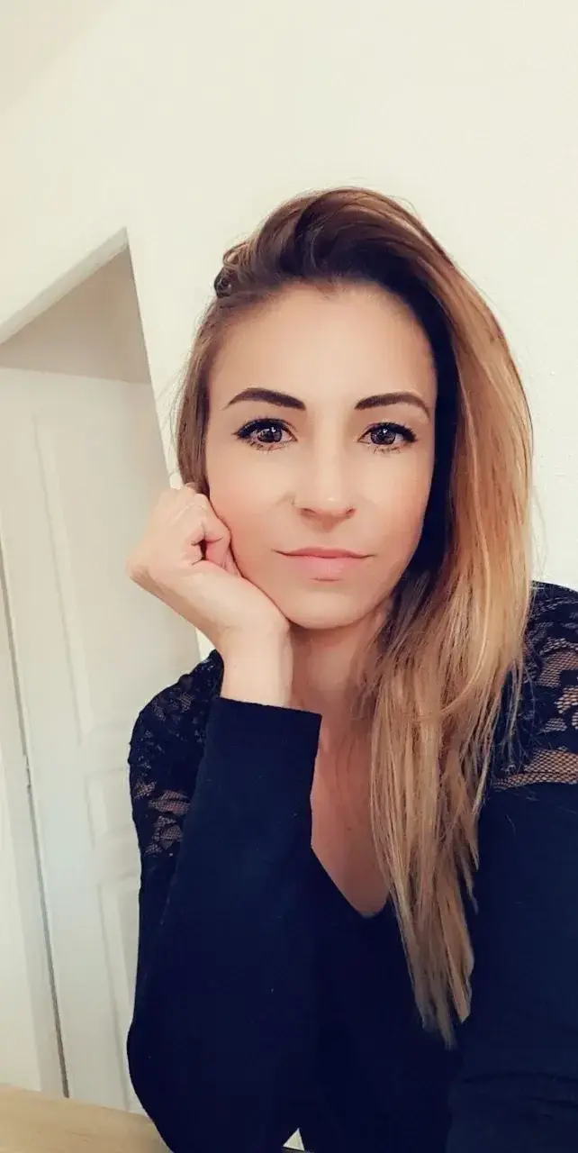 Elenaalpz - Photo exclusive MYM 10 | French Modèles