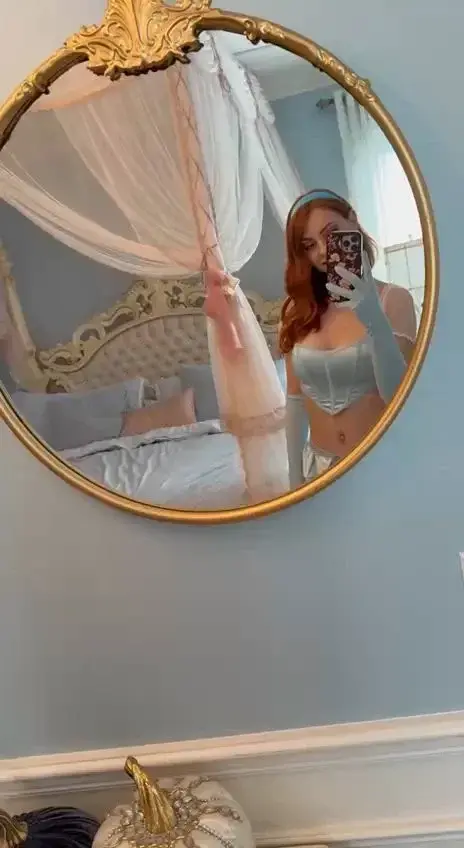 Leak public de Sweetbodymary — « Abo 1€ CODE: MIMI Si jamais tu veux discuter.. » (nude) sur MYM