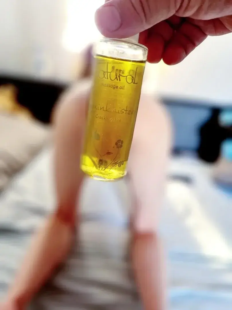 Tu veux voir ce qui ce passe derrière et après, abonne toi tu ne seras pas déçu 😏😈