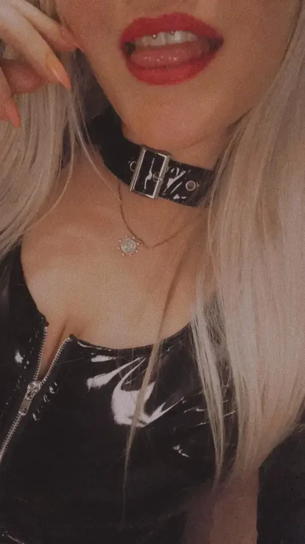 Leak & nude MYM — Coco-censored : « média » (MYM)