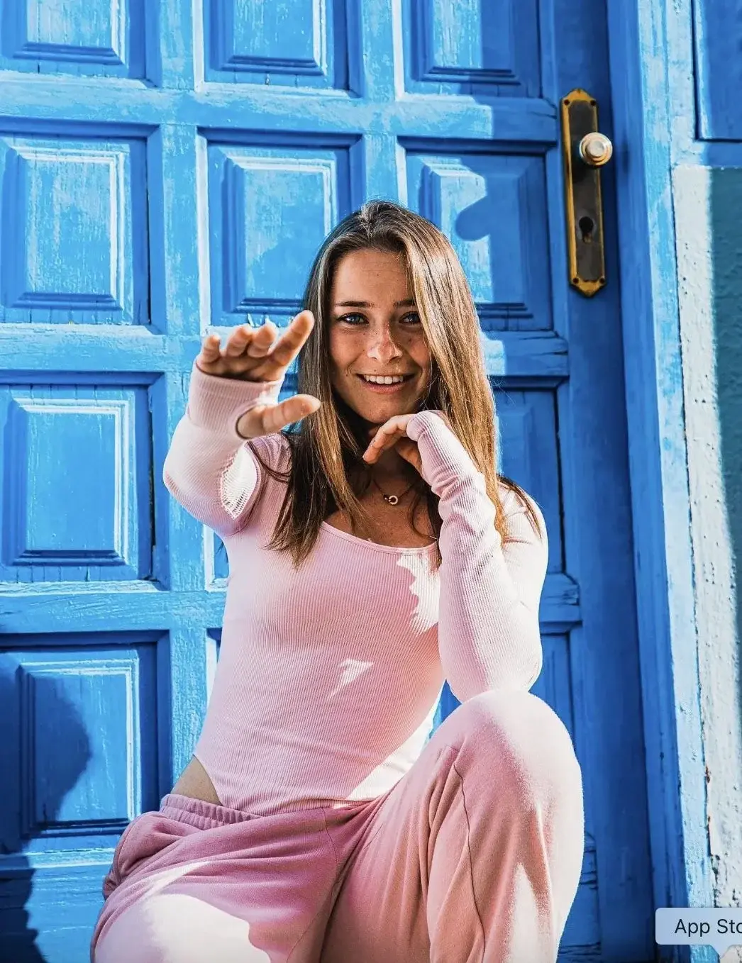Bonne journée à tout le monde, sauf à ceux qui ne sont pas encore abonnés qui ratent vraiment quelque chose ce soir 😈 → Ton abo gratuit avec le code MANONJUINGRATUIT 🔥