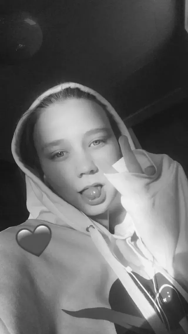 Sophie2409 - Photo exclusive MYM | French Modèles