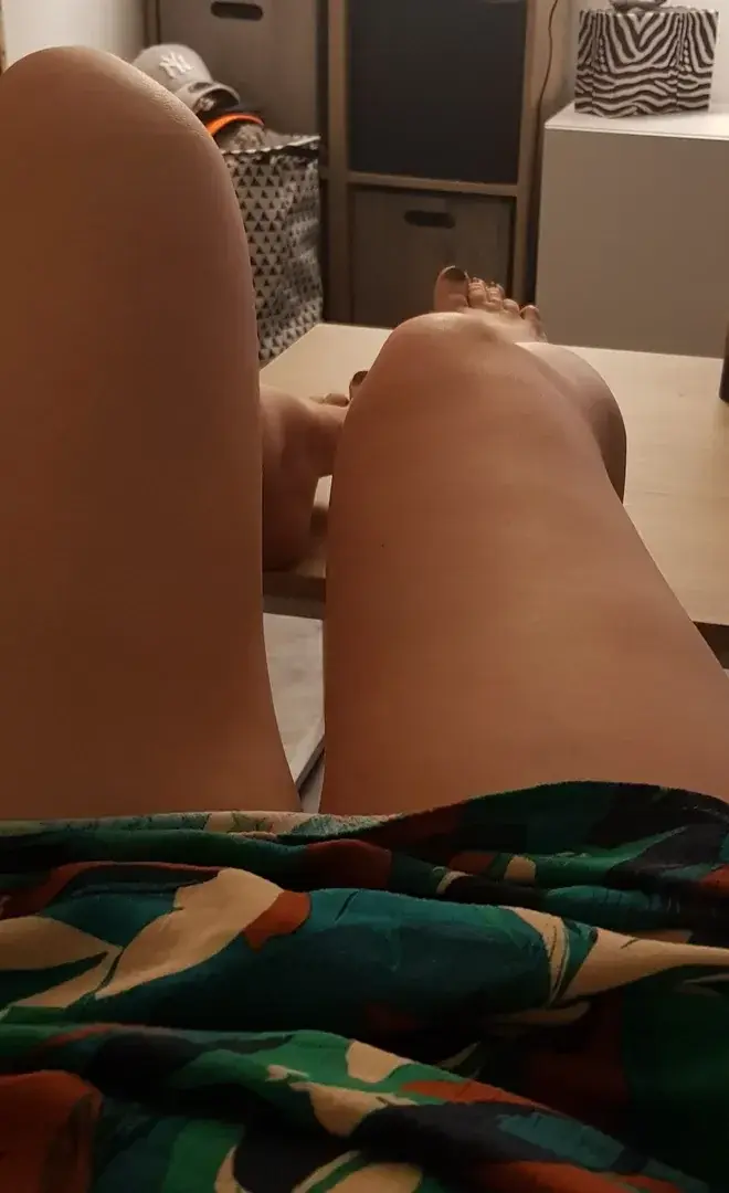 Leak & nude 3 — Pieds_danges