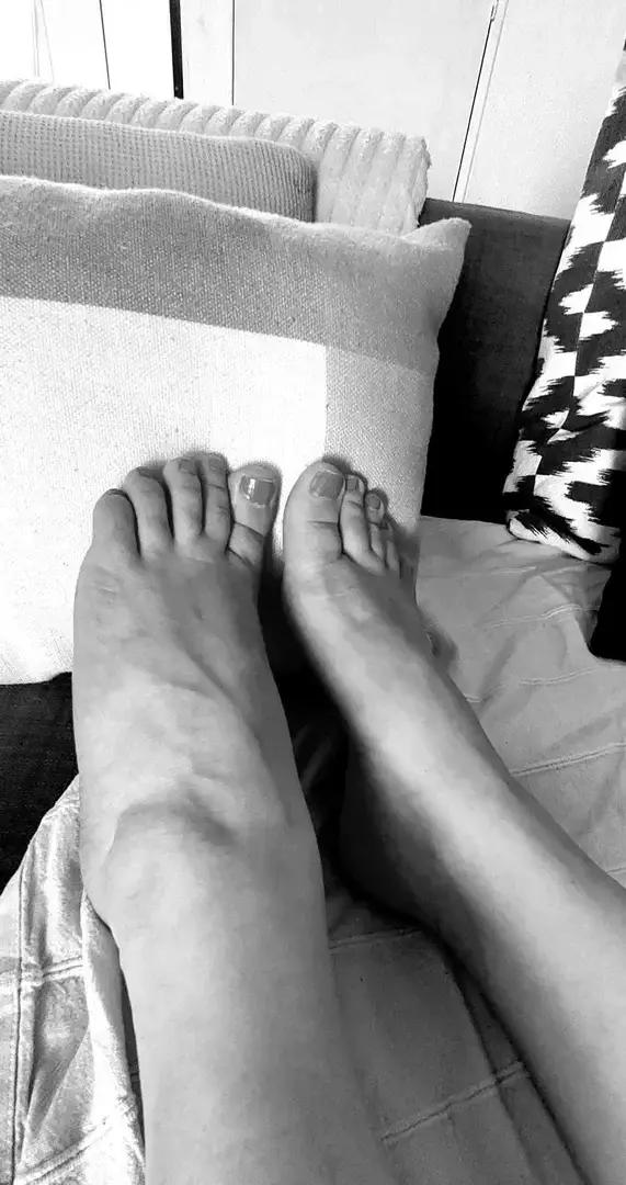 Photo de couverture de Pieds_danges