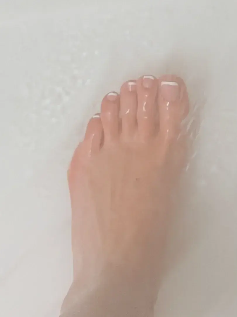Leak & nude 1 — Ta_feet_copine