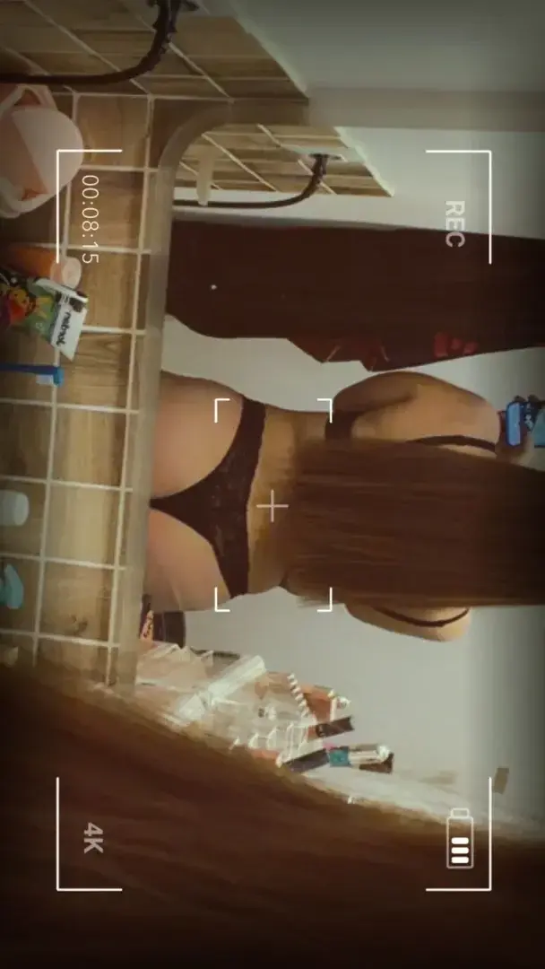 Leak & nude 5 — Ta_feet_copine