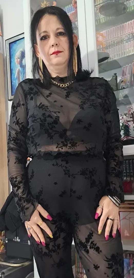 Leak public de Sakura_selina — « Prête pour sortir de cette année 2023 pourrieGo vers 2024 » (nude) sur MYM