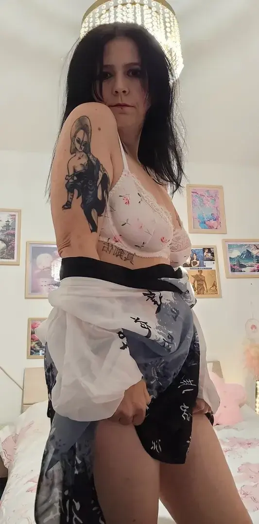 Leak public de Sakura_selina — « description de la photo » (nude) sur MYM