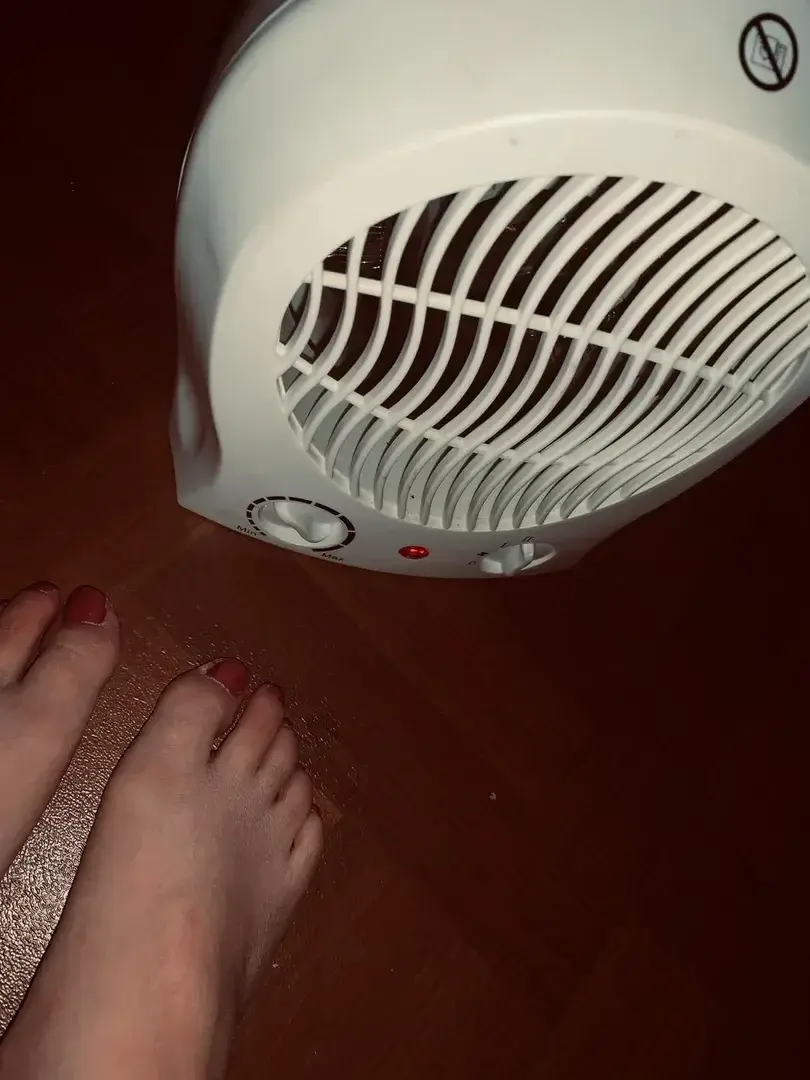 Leak & nude 5 — Feetlove94