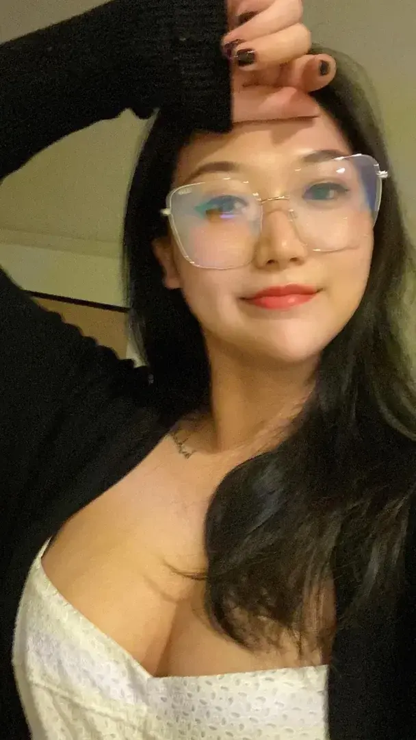 Leak & nude 1 — itscarrie