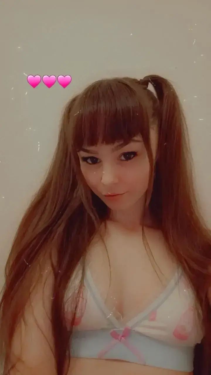 Leak public de Melanie69 — « description de la photo » (nude) sur MYM