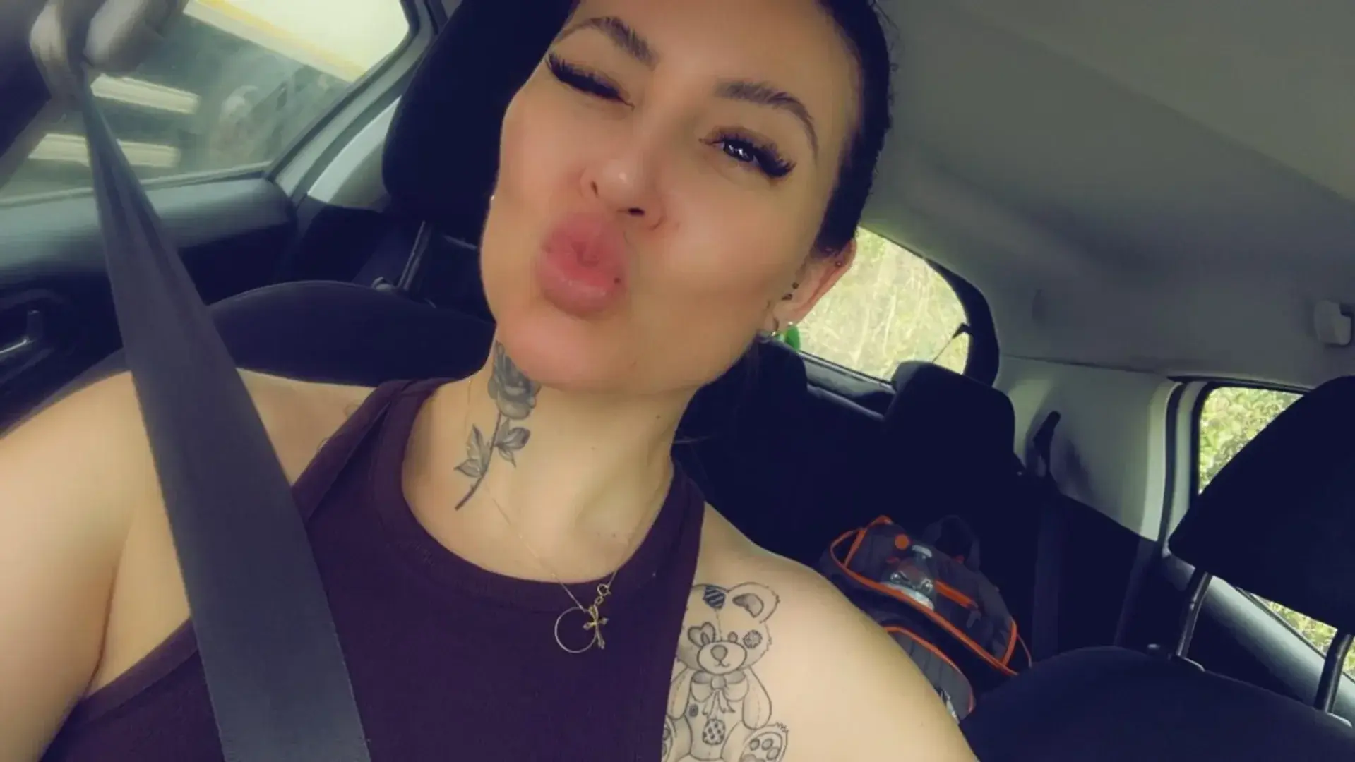 😎