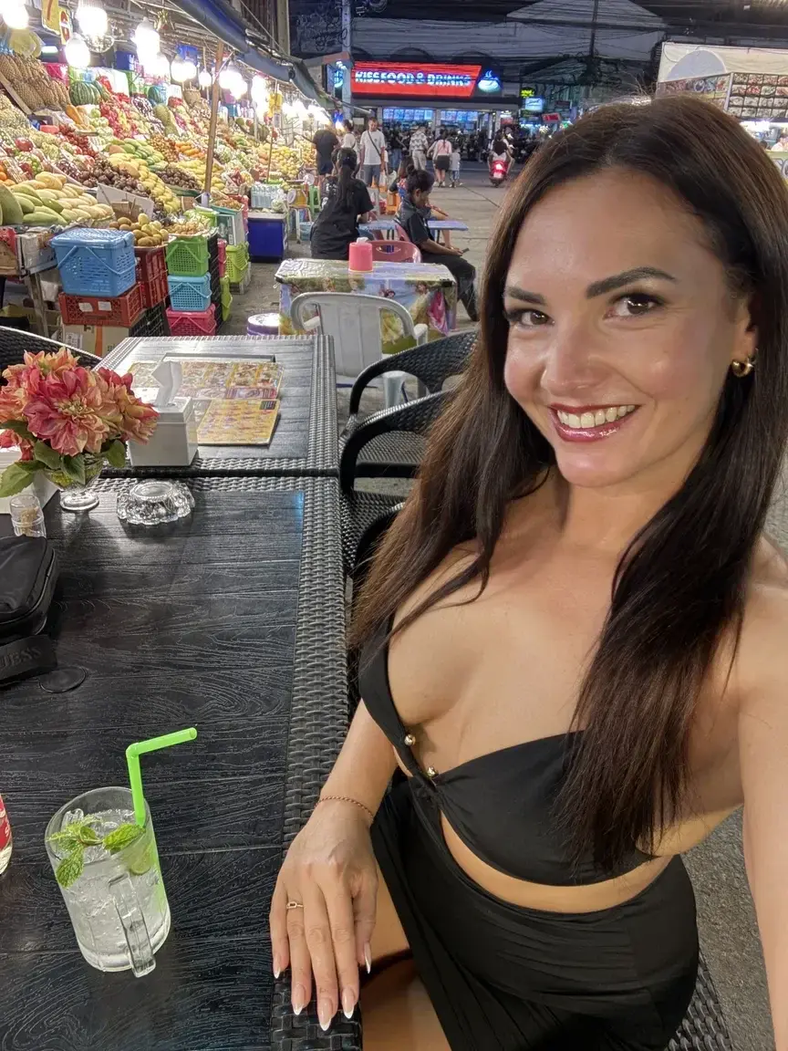 Leak & nude MYM — avamoore : « Welcome to Pattaya 🇹🇭 L’accueil est toujours chaud là-bas 😈 Mon 1er vlog à Pattaya est dispo en média privé 🔥Viens découvrir la folie de cette ville unique au monde 👀🔞 » (MYM)