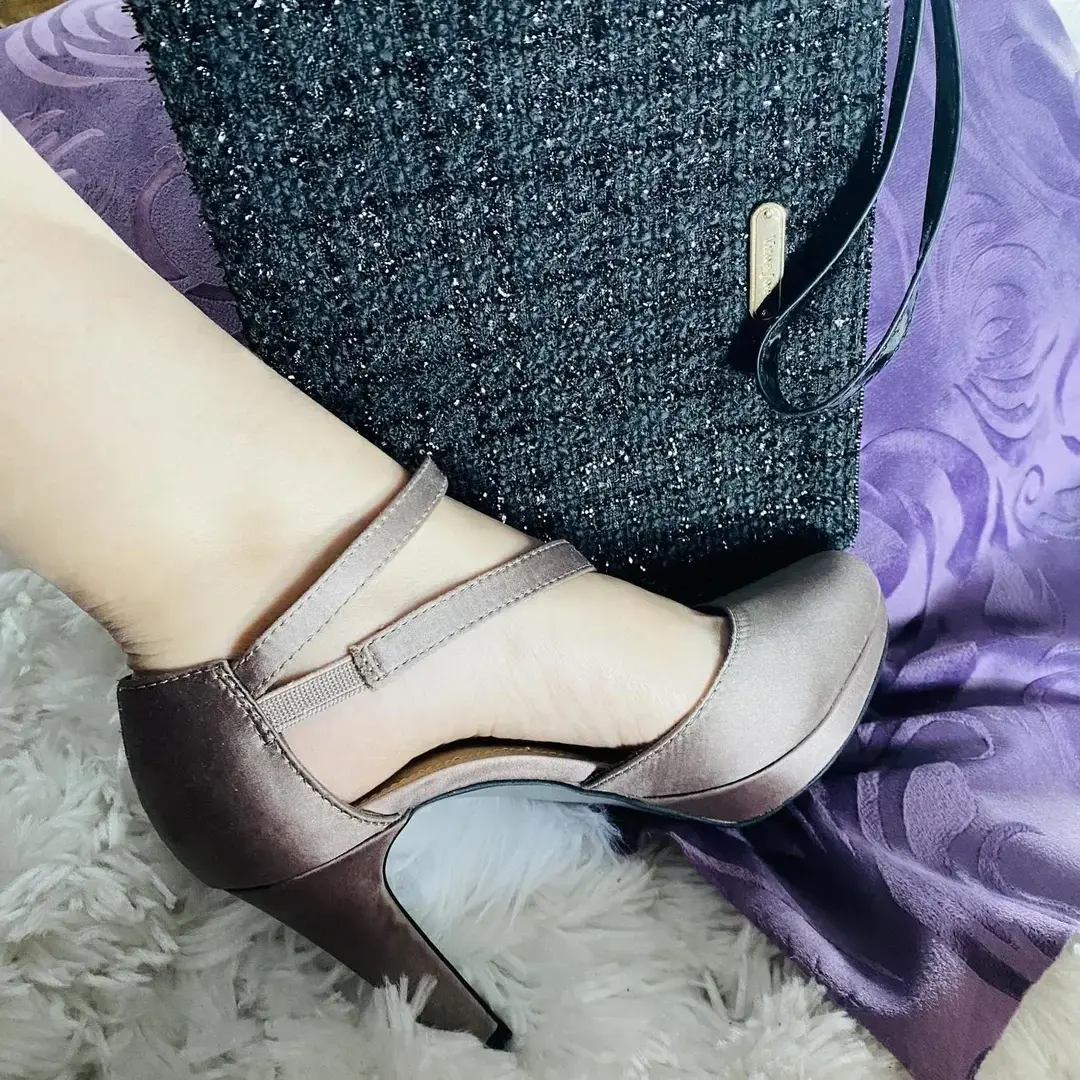 Leak & nude 3 — Ilovehighheels