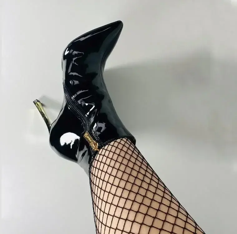 Leak & nude 10 — Ilovehighheels