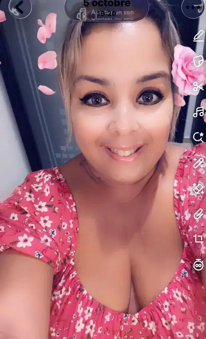 Leak & nude 3 — Linda974