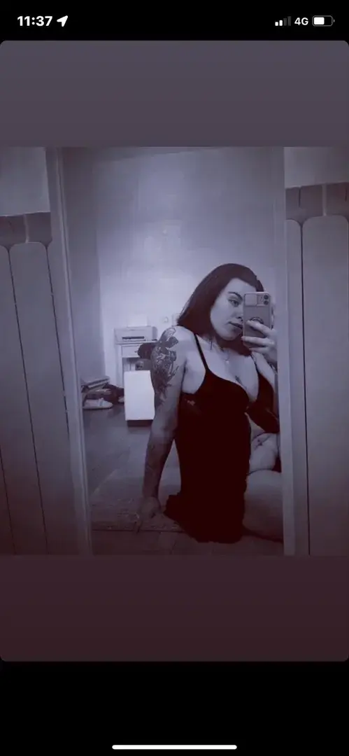 À toutes les petites filles, ne doutez jamais que vous êtes précieuses et puissantes. Vous êtes dignes de toutes les opportunités dans ce monde, alors poursuivez vos rêves.
