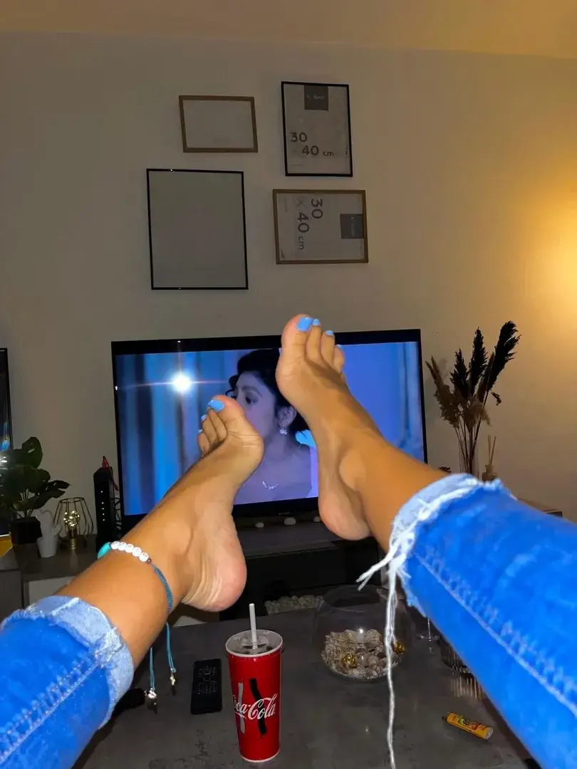 Leak & nude 4 — Victoria_dollsfeet