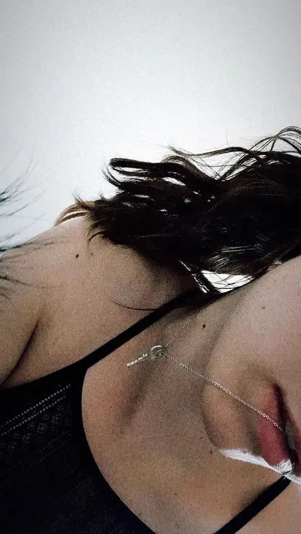 Leak & nude 1 — Divine_victoria