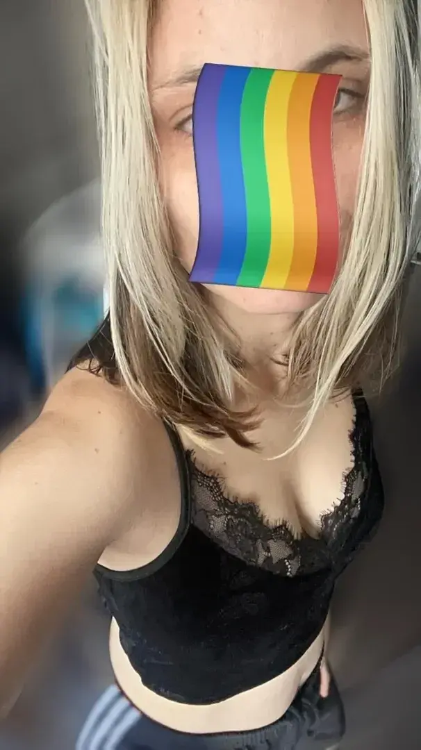 Metalleuse - Photo exclusive MYM 16 | French Modèles