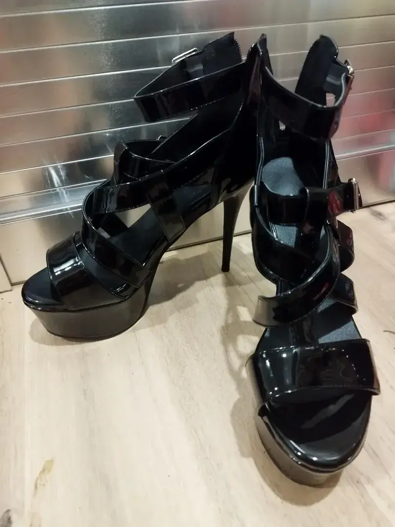 Leak & nude MYM — Dahlia_feetgirl : « média » (MYM)