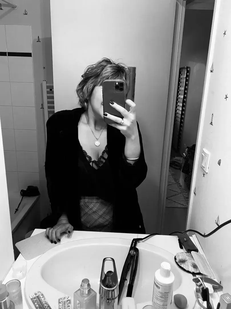 Leak & nude 2 — Mrms
