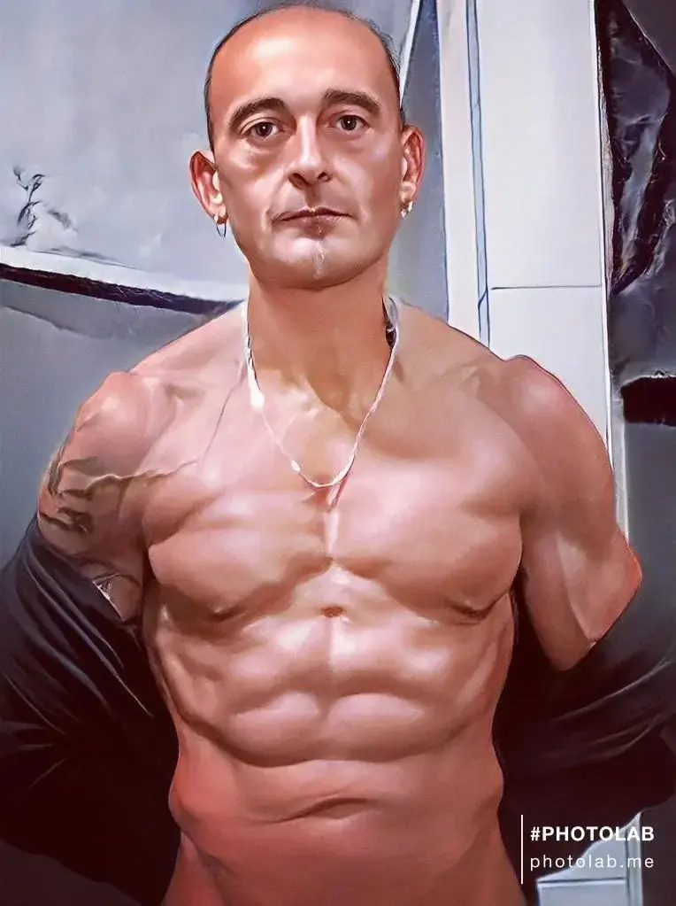 Bonjour a toi.Je t'invite a venir sur mon profil de petite cochon.je suis très gourmand.Bisouxxx ou tu lui souhaite....A tout de suite pour me dire ce que tu penses de mon profil....