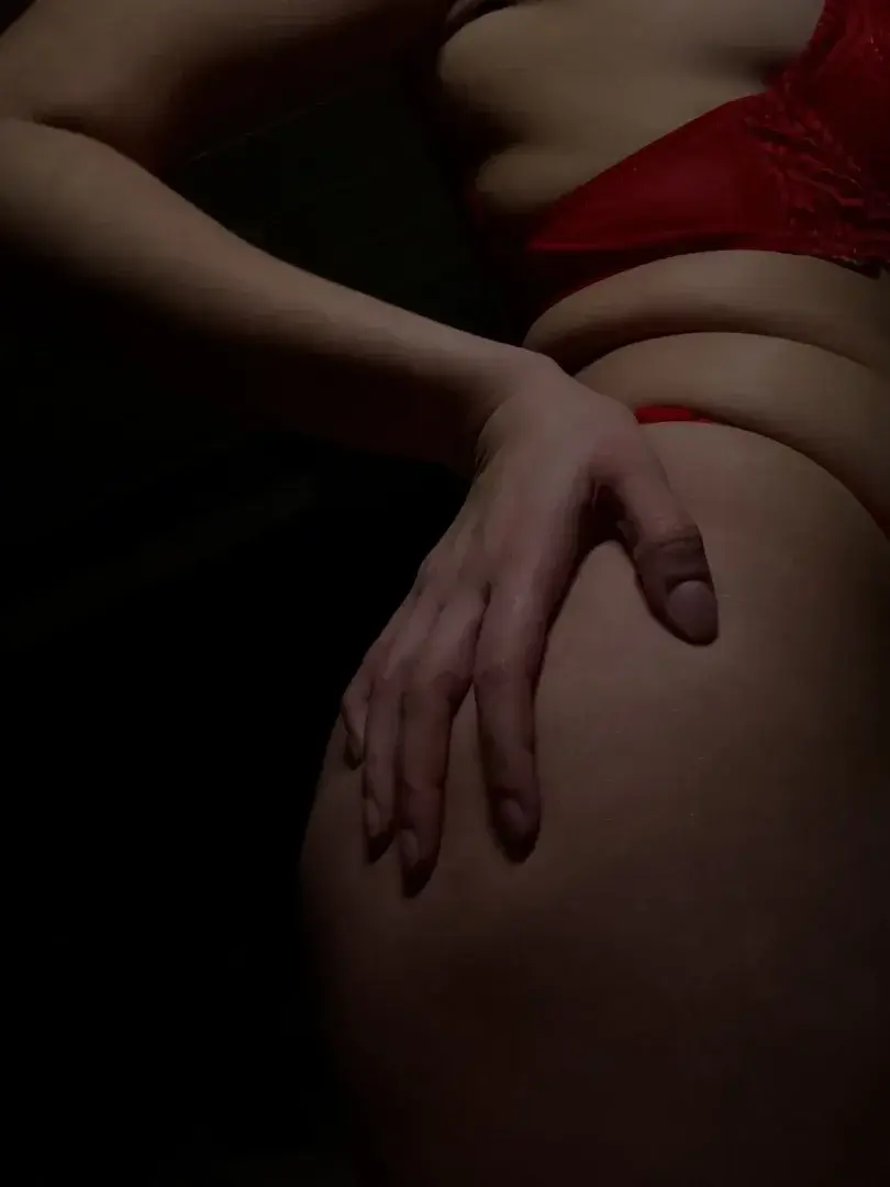 Leak & nude 6 — Kinelyfeal