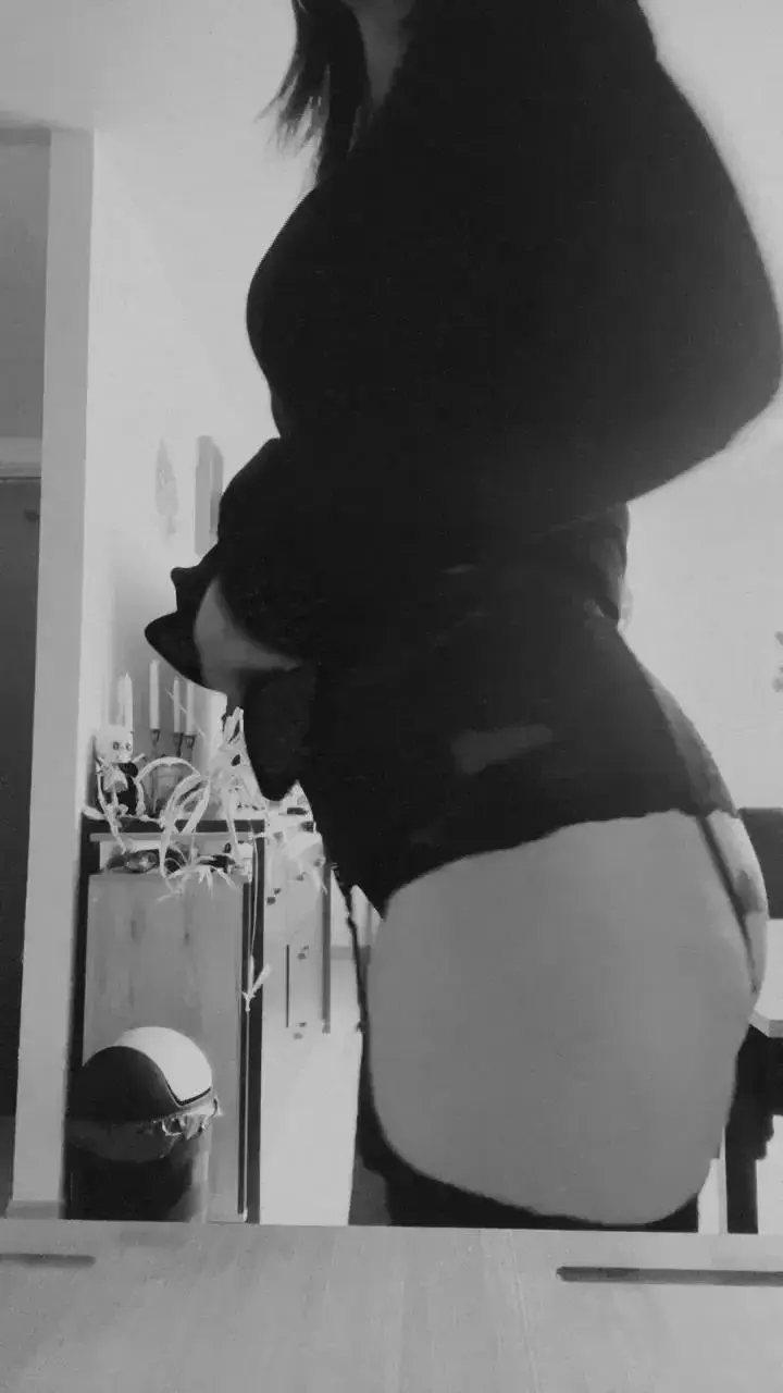 I'm just a woman but...I have assets ✨ #bodypositive