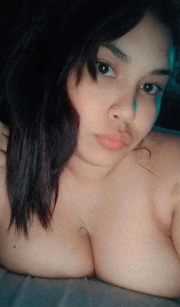Leak & nude 1 — Catabigsboobs